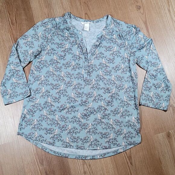 🔺️H&M Stone Blue Bird Print 3/4 Sleeve Buttoned Vneck Top Small - Picture 2 of 13